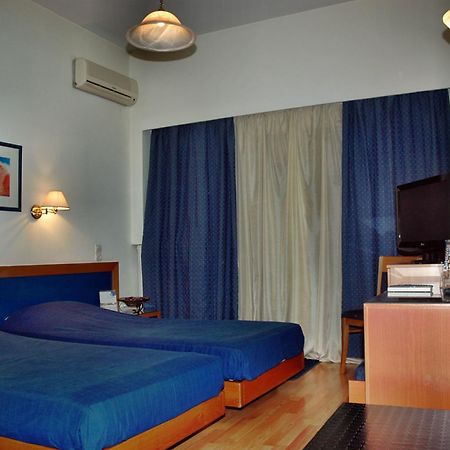 Hotel Elena Ламия Экстерьер фото