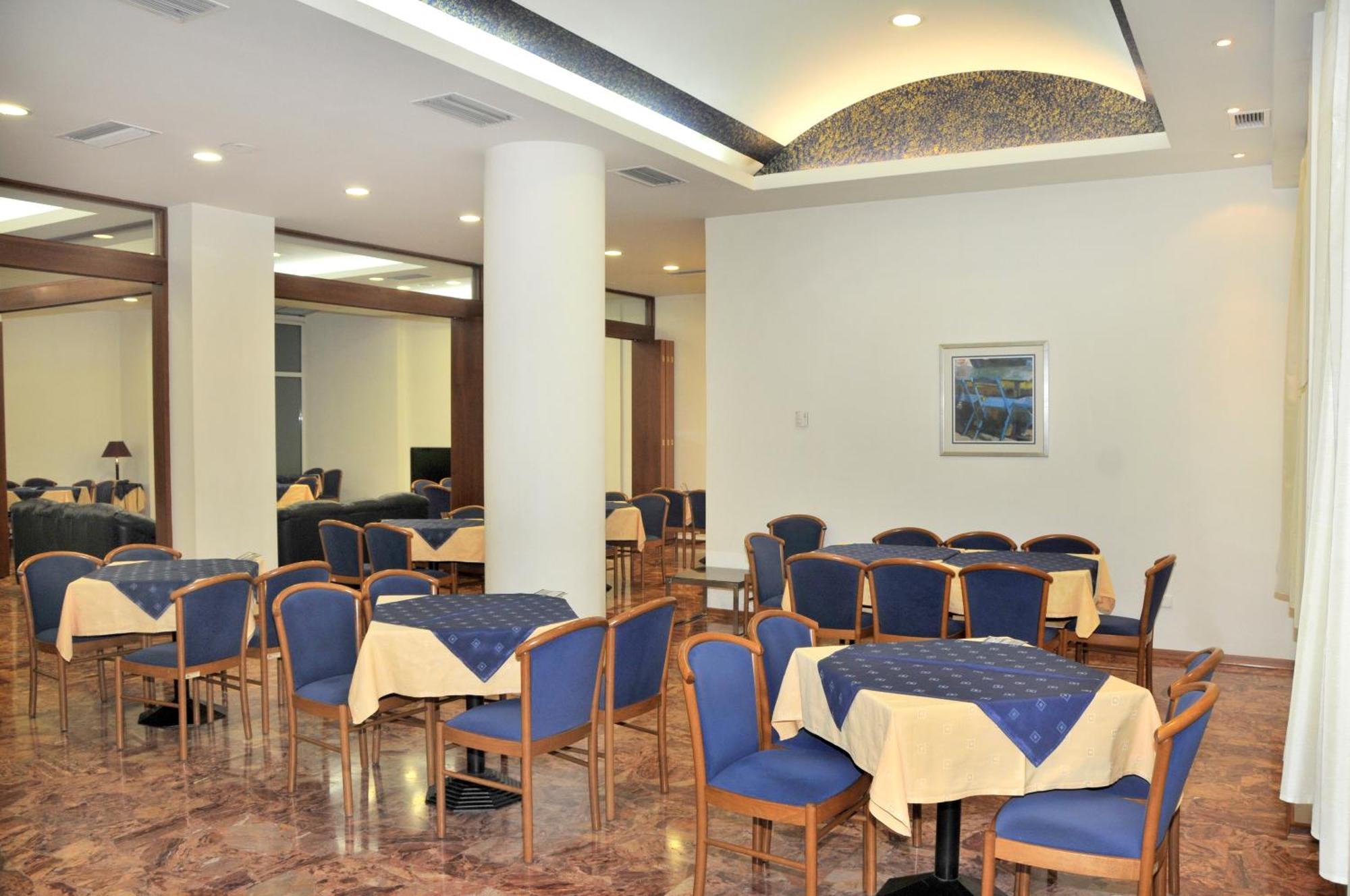 Hotel Elena Ламия Экстерьер фото